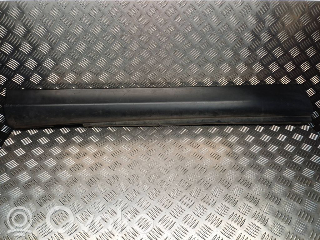 Citroen C5 Side skirt front trim 