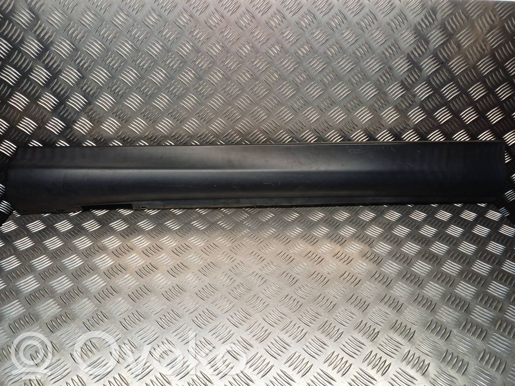 Citroen C5 Side skirt front trim 