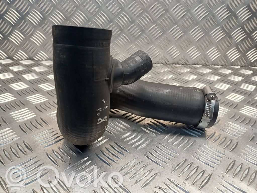 Audi A6 S6 C5 4B Furtun/conductă intercooler 