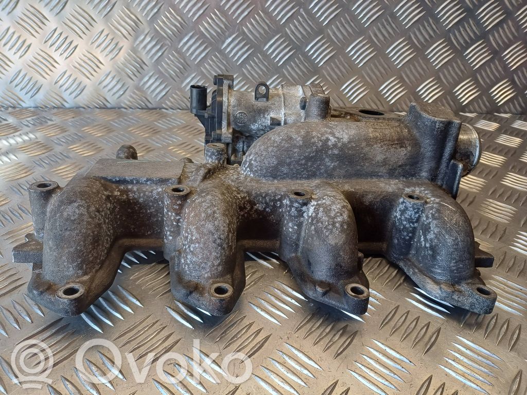Kolektorius įsiurbimo   4M5Q9424CC