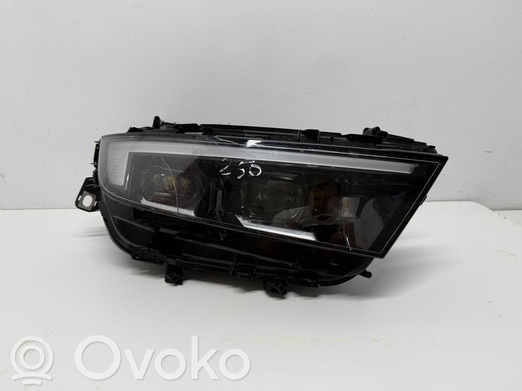 Opel Astra L Scheinwerfer 