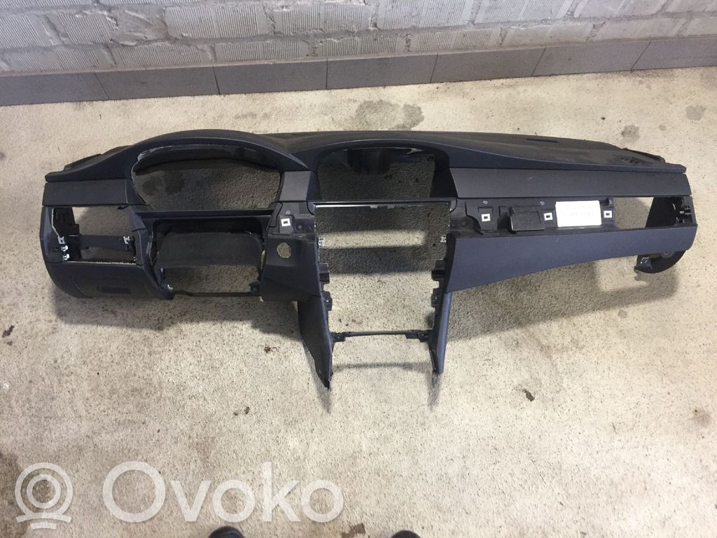 BMW 5 E60 E61 Panelė 