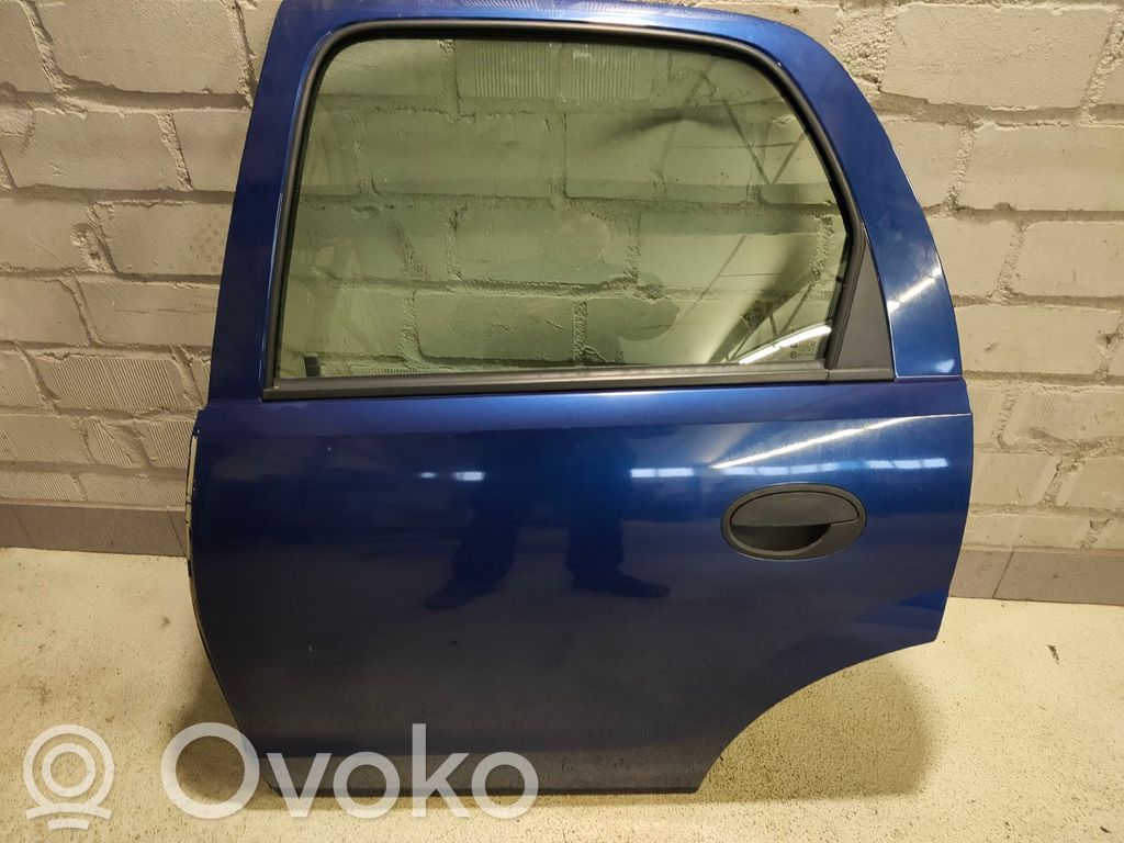 Opel Corsa C Galinės durys 