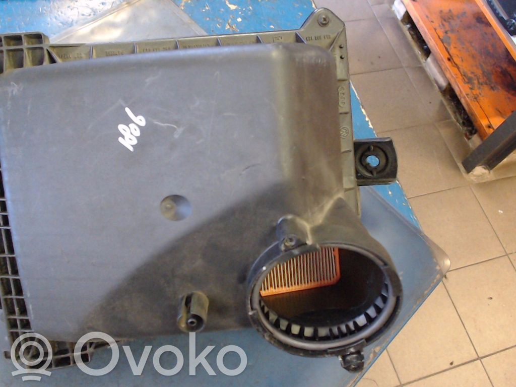 Luftfilterkasten   059133835A