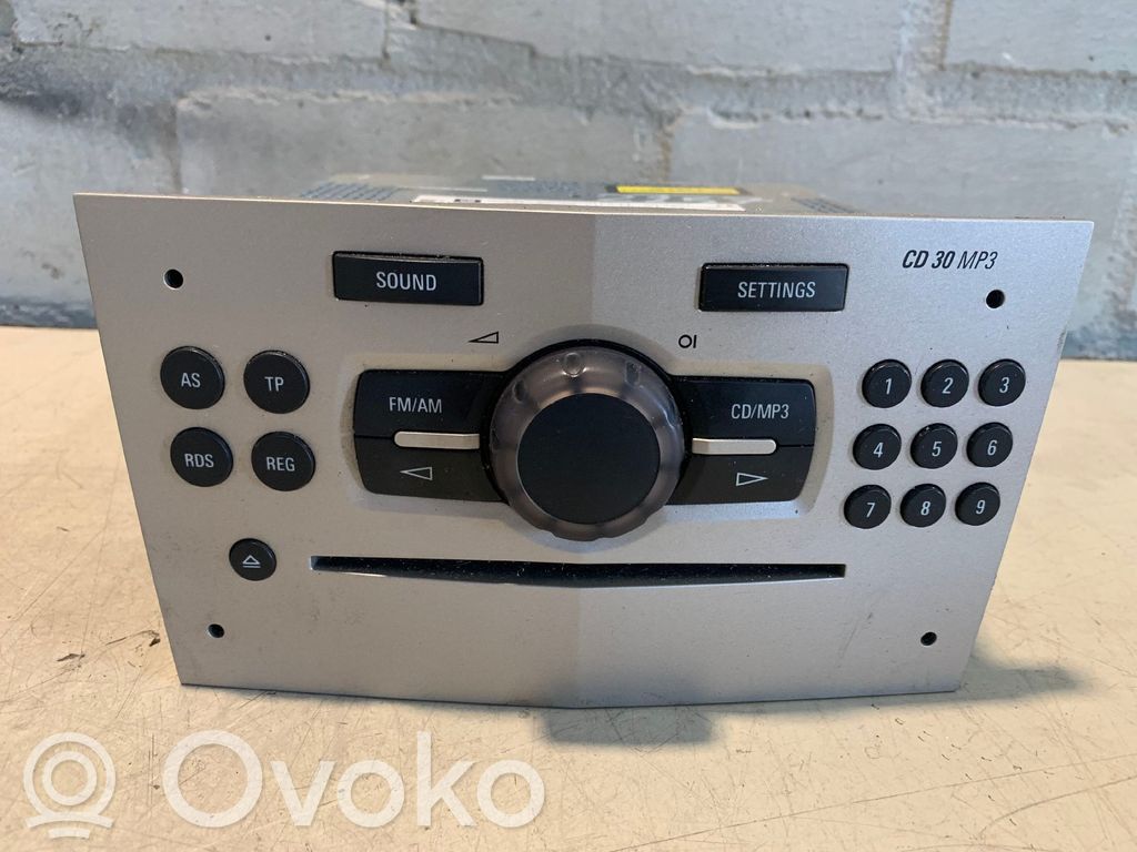 Opel Corsa D Radio/CD/DVD/GPS-pääyksikkö 
