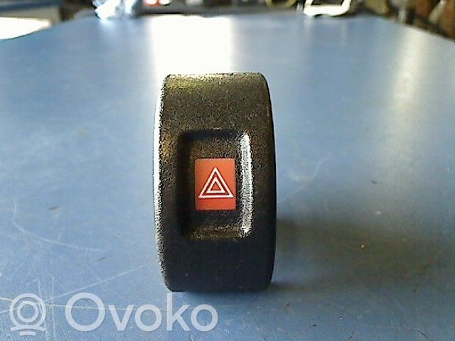 Opel Astra G Logu šķidruma tvertne 