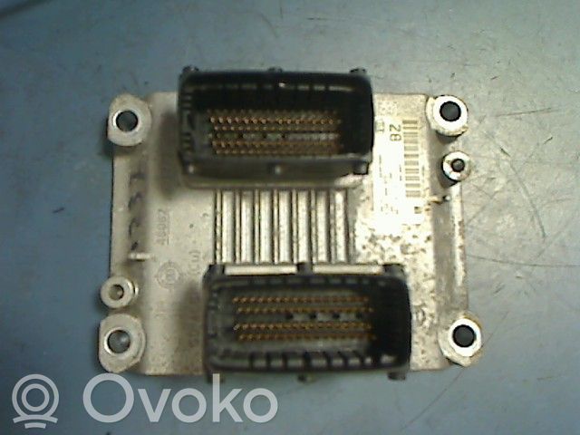 Opel Corsa C Sterownik / Moduł ECU 