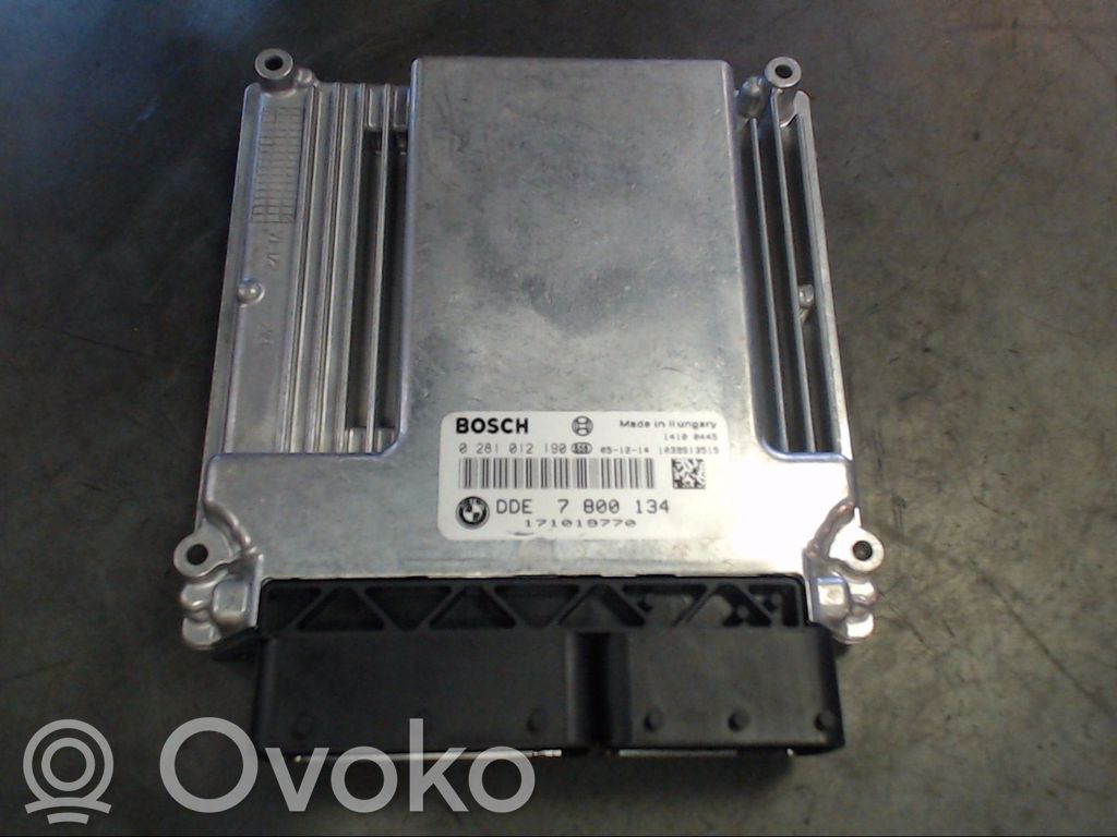 BMW 5 E60 E61 Variklio valdymo blokas 