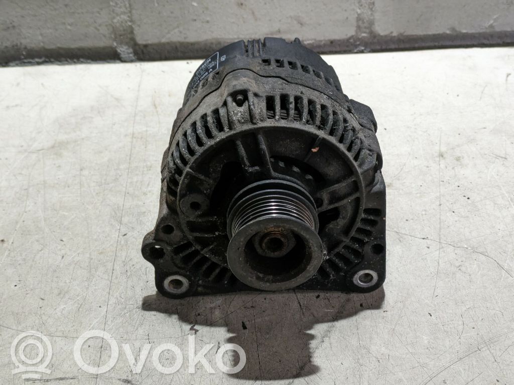Audi 80 90 S2 B4 Generatorius 