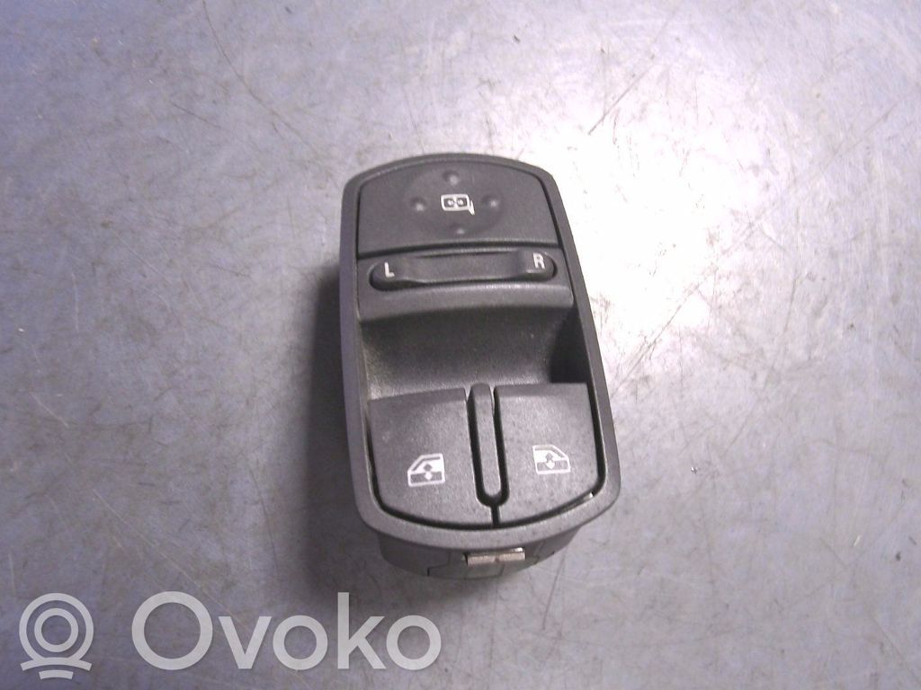 Opel Corsa D Electric window control switch 