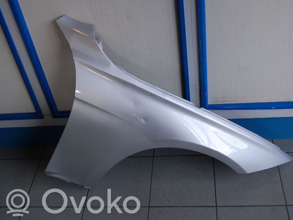 BMW 3 F30 F35 F31 Sparnas 