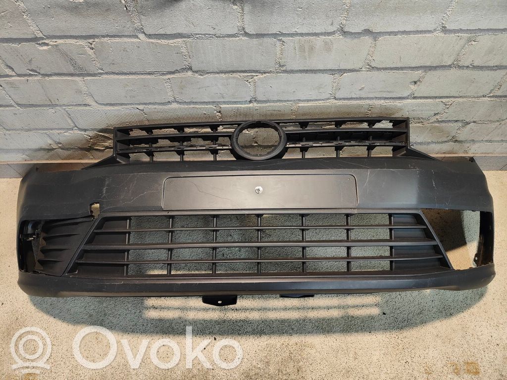 Volkswagen Caddy Parachoques delantero 
