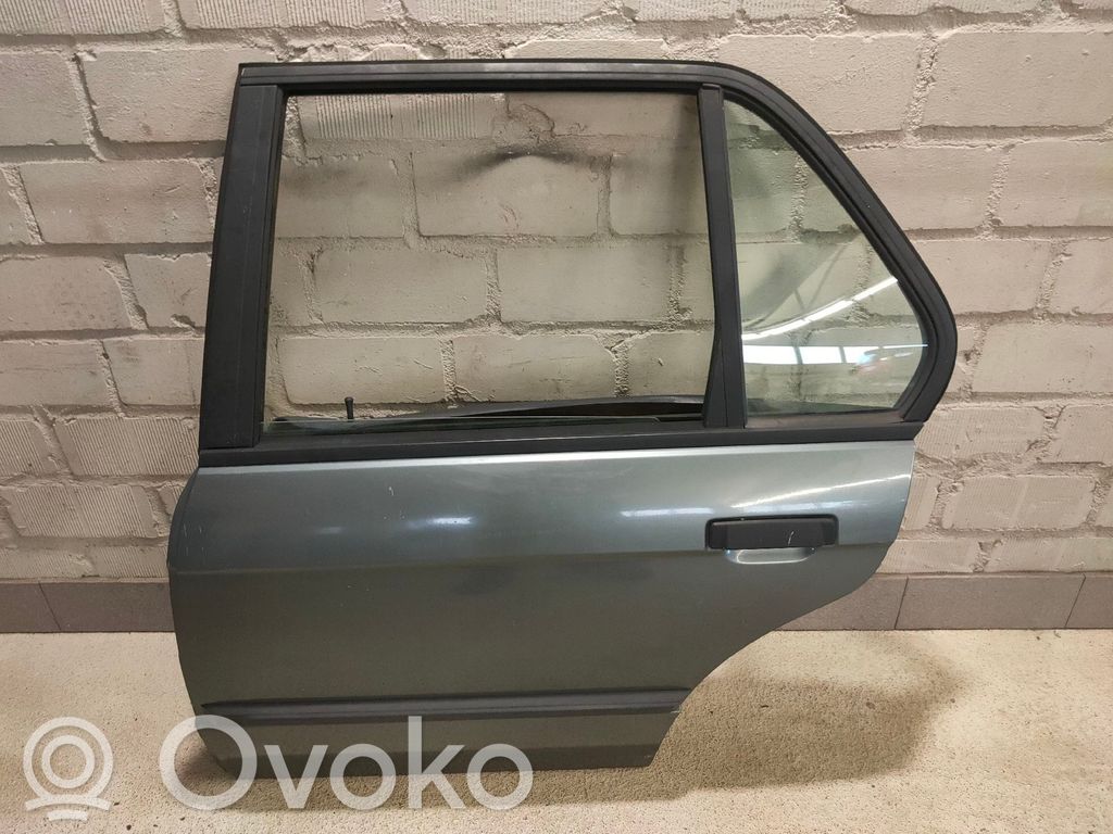 BMW 3 E30 Galinės durys 