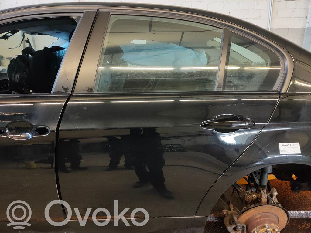 Rear door   41007203647,41527152989