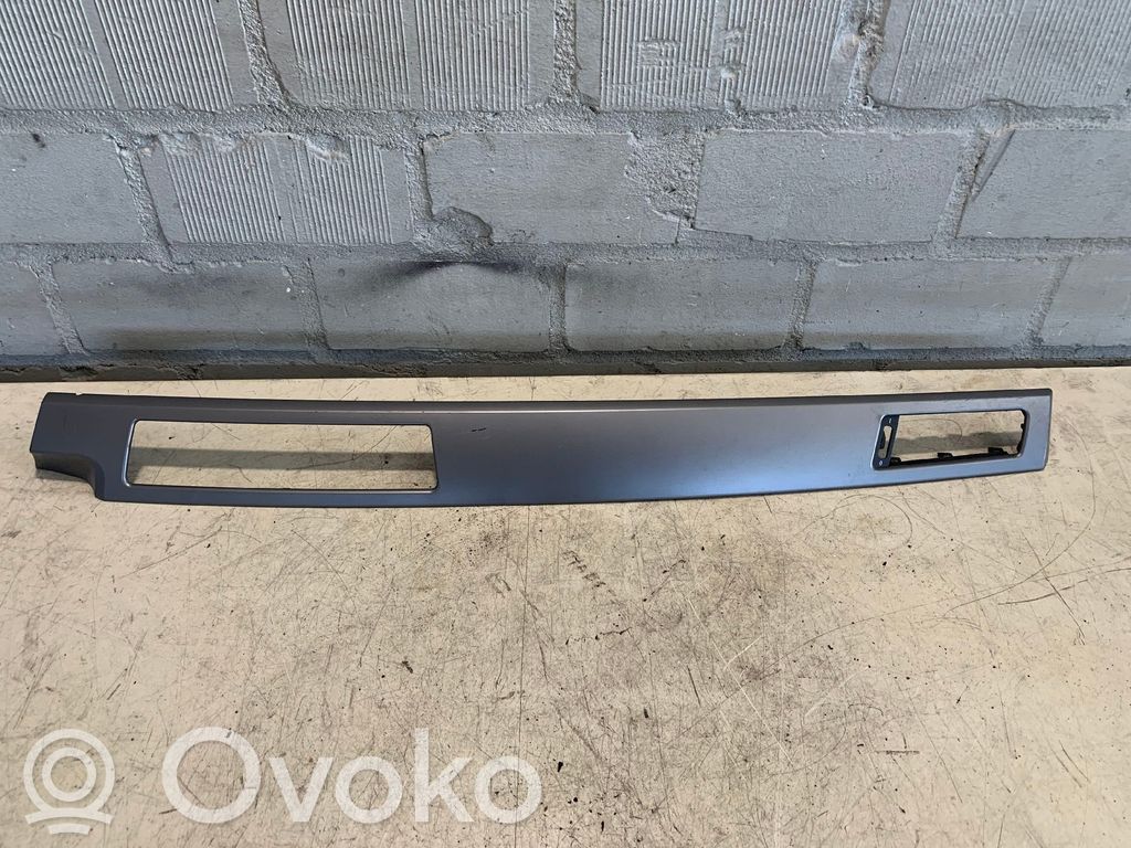 BMW 5 E60 E61 Panelis 