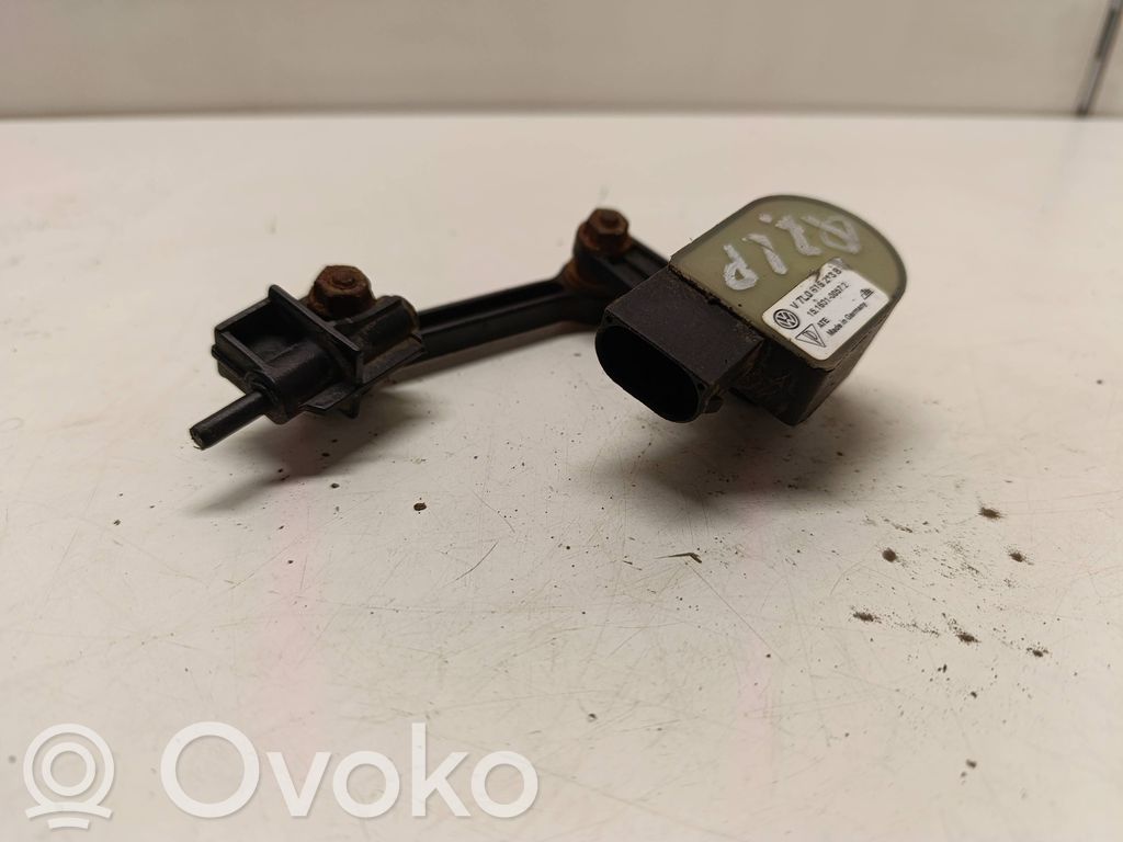 Headlight/headlamp level sensor   4E0907503C