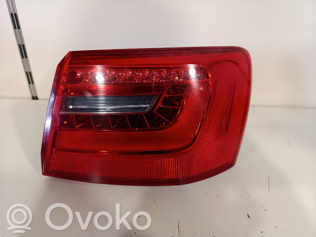 Lampa tylna   4G9945096B,608202,608200E1390