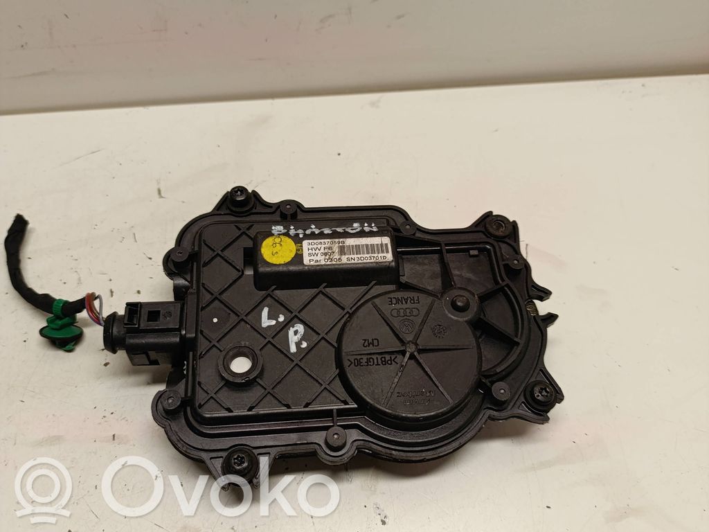 Volkswagen Phaeton Moteur de centralisation serrure de porte arrière 