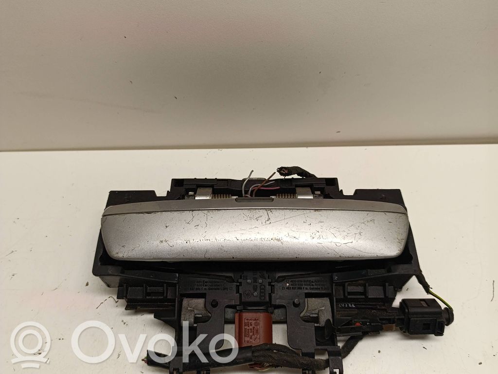 Audi A8 S8 D3 4E Etuoven ulkokahvan kehys 