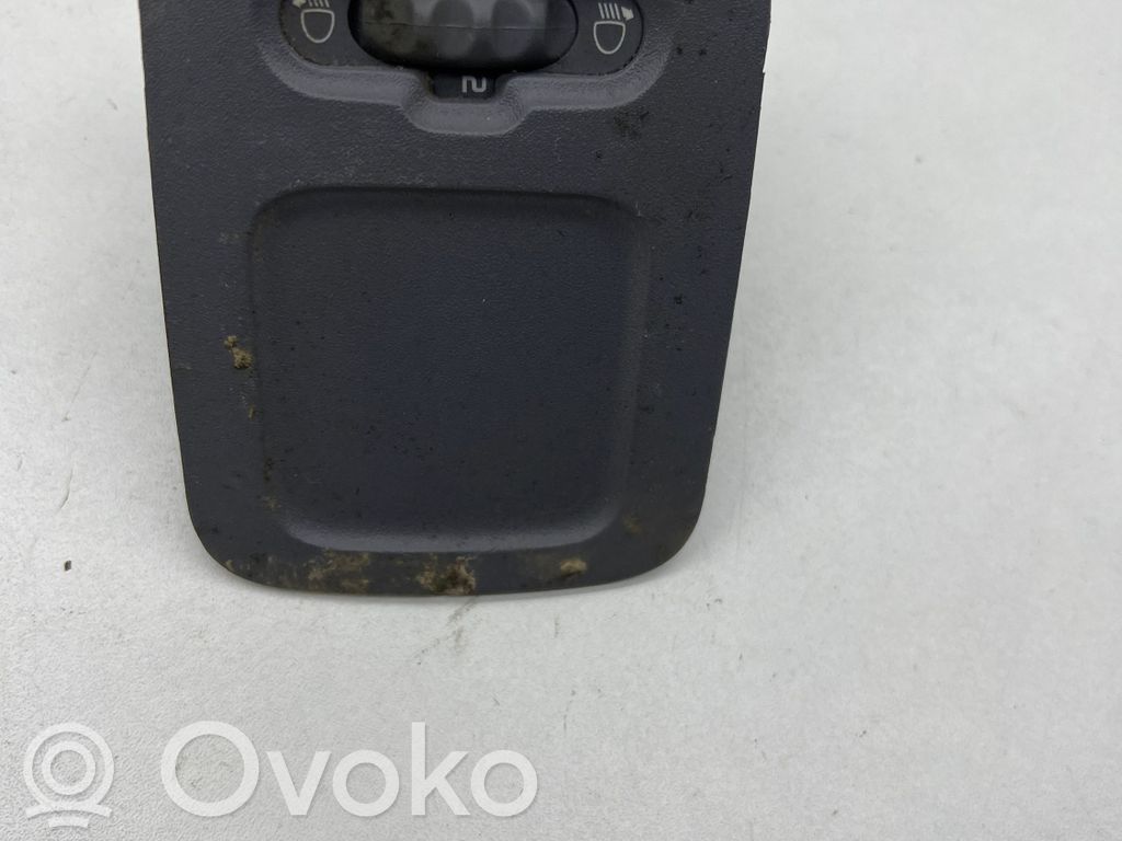 Renault Clio II Lukturu augstuma regulēšanas slēdzis 