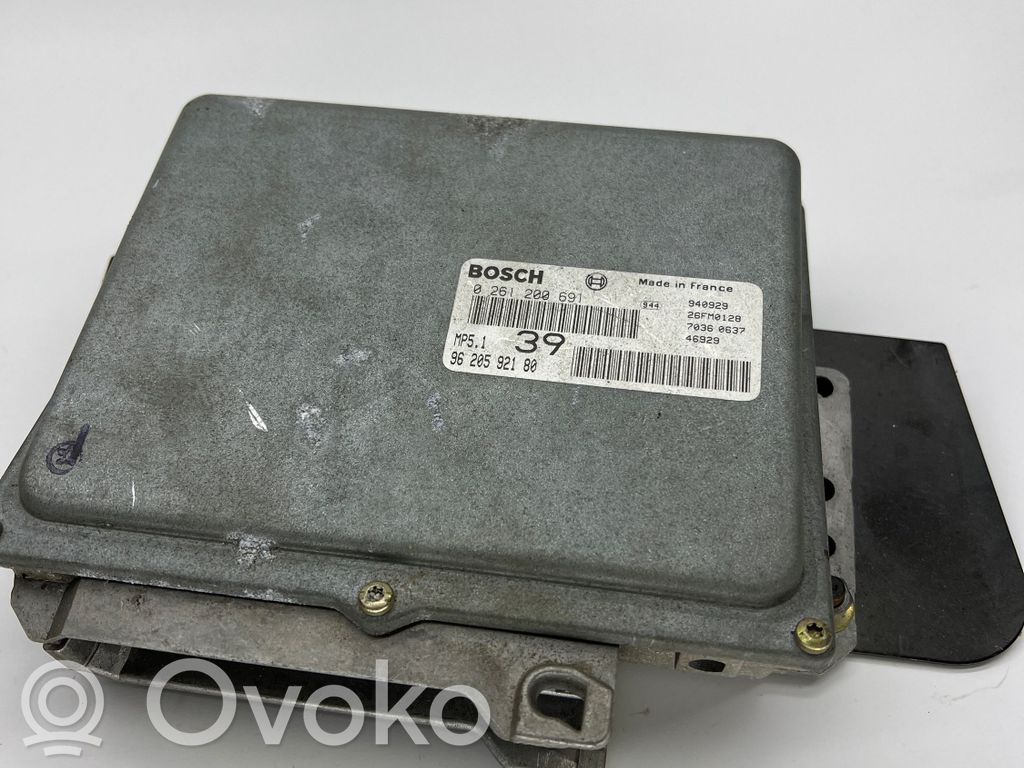 Citroen Xantia Engine control unit/module 