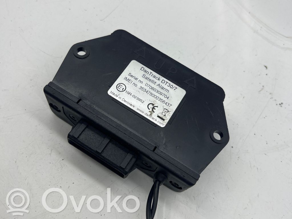 GPS navigation control unit/module   10R023952,07060309700