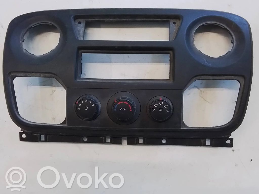 Renault Master III Dashboard center trim panel 