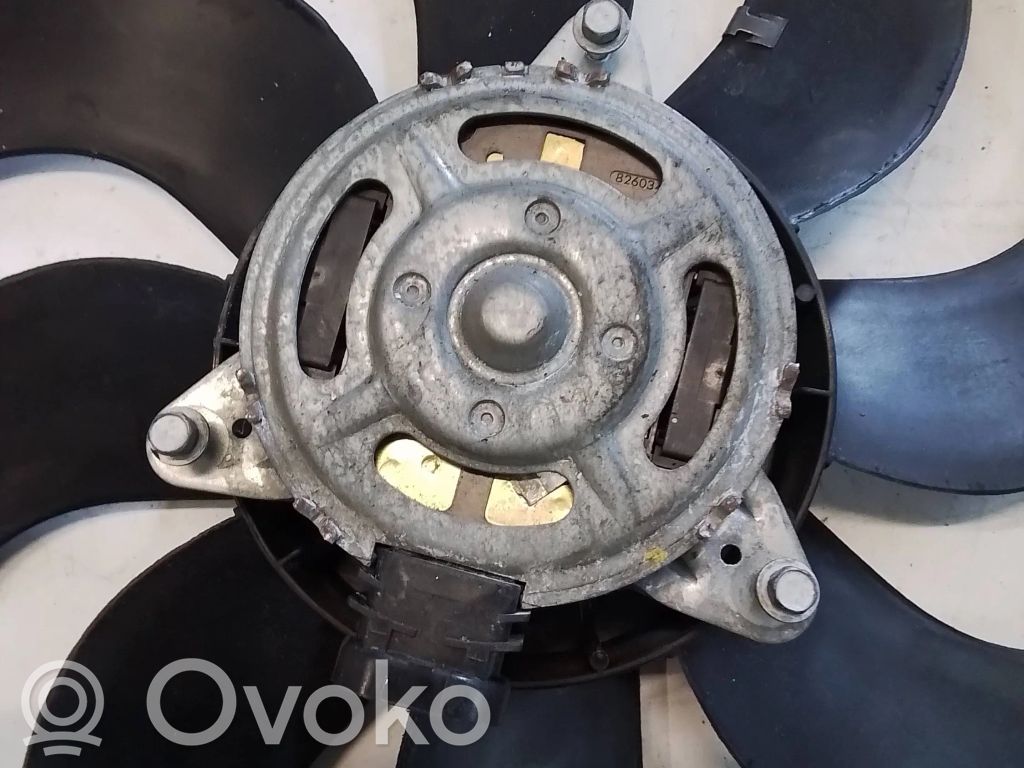 Renault Master III Elektrinis radiatorių ventiliatorius 