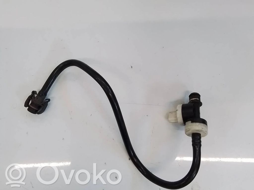 Renault Master III Caurulīte (-es) / trubiņa (-as) 