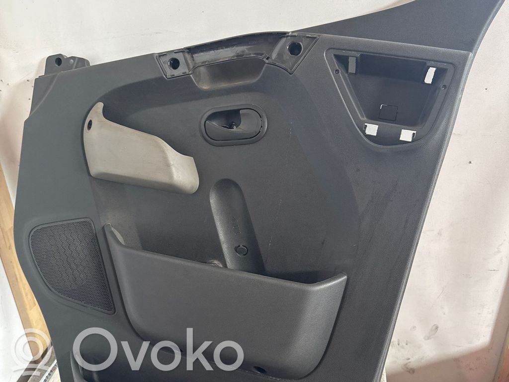 Renault Master III Etuoven verhoilu 