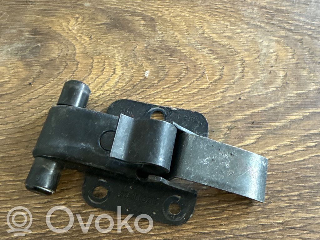 Renault Master III Etuoven pidätin 