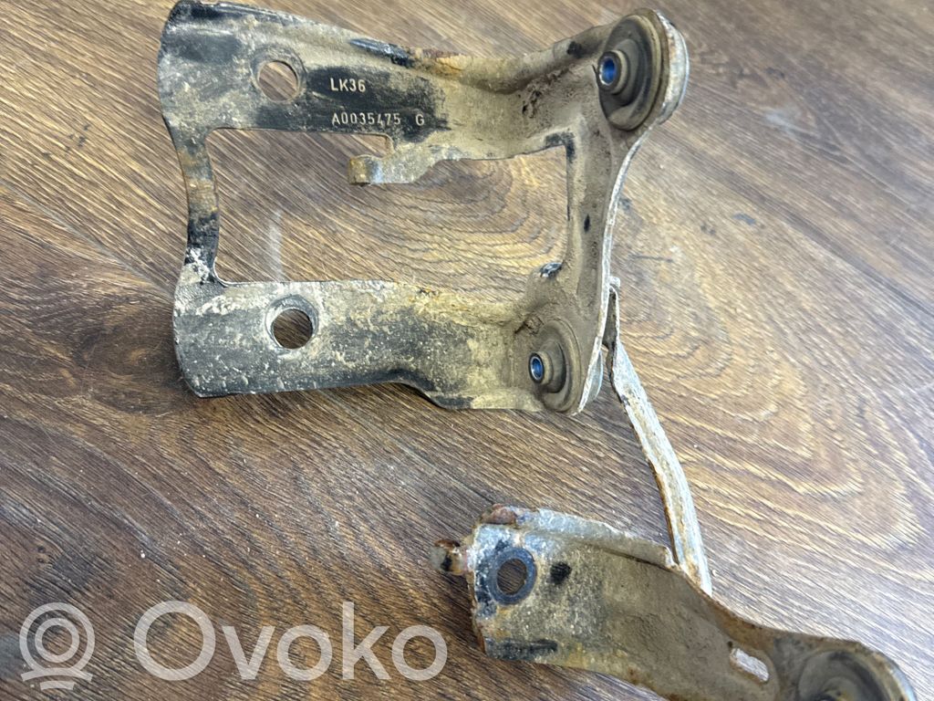Renault Master III Ohjaustehostimen pumpun kannake 
