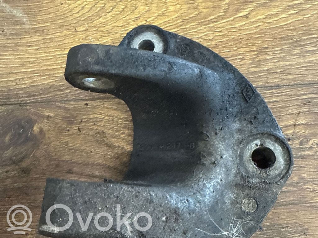Renault Master III Engine mounting bracket 