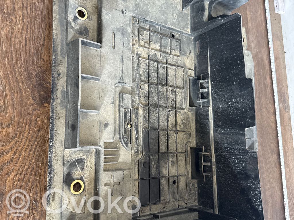 Renault Master III Battery box tray 