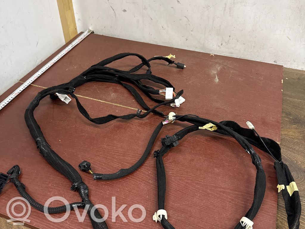 Otros cableados   240368502R