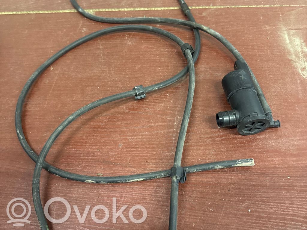 Renault Master III Windscreen/windshield washer pump 