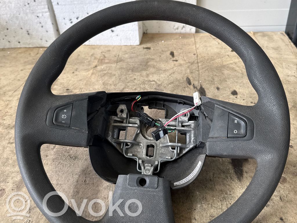 Nissan NV400 Steering wheel 