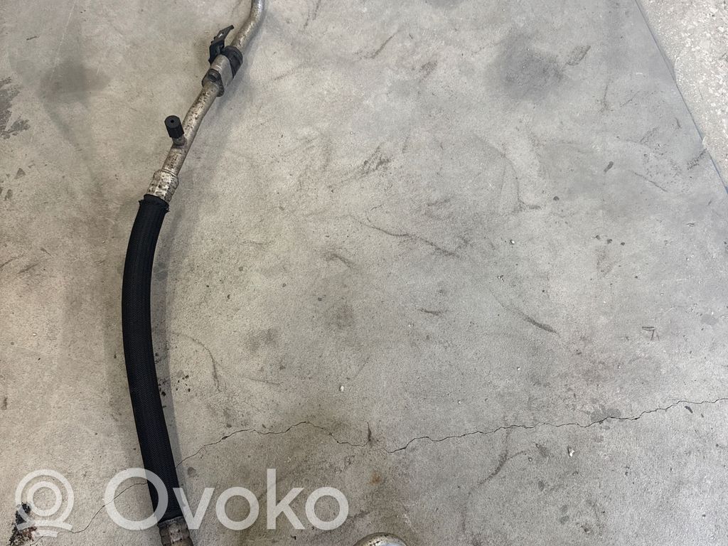 Nissan NV400 Tubo flessibile aria condizionata (A/C) 
