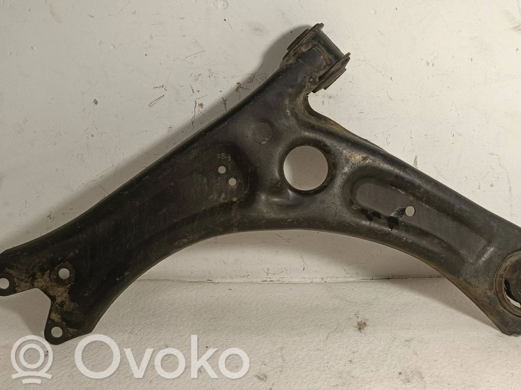 Volkswagen Caddy Dolny wahacz przedni 