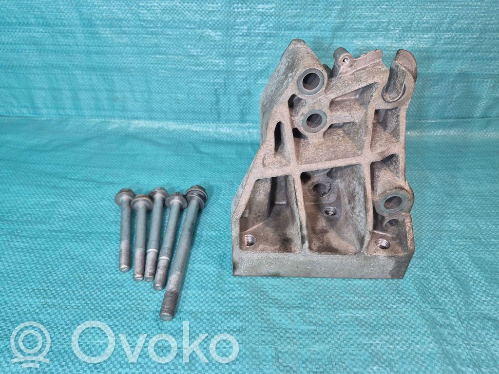 Engine mounting bracket   6G9Q6030CB,P04XA,AIS8C3F8