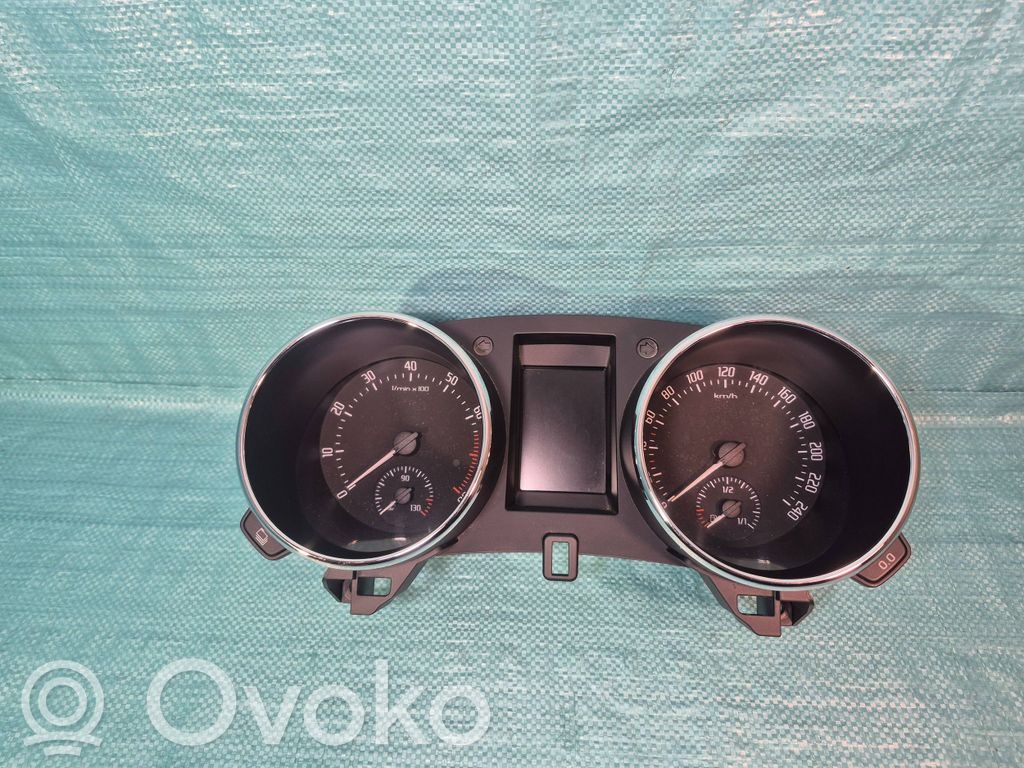 Skoda Yeti (5L) Vitezometru (grup de instrumente) 