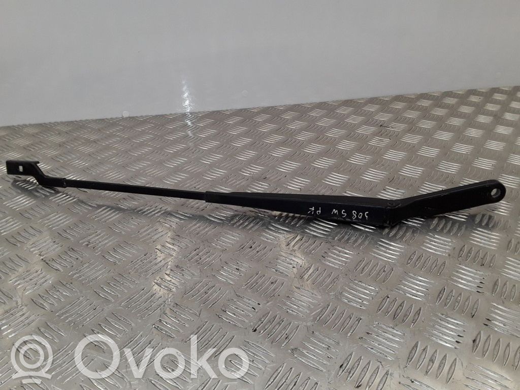 Peugeot 308 Priekinio stiklo valytuvų kojelė 