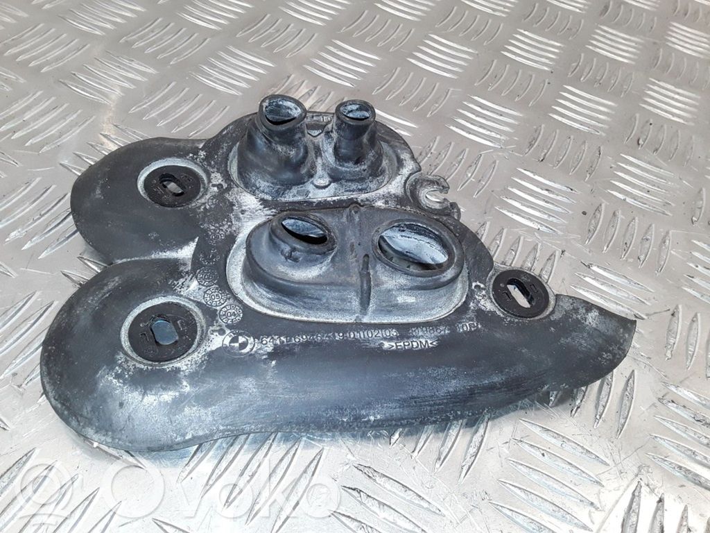 BMW 1 E82 E88 Cita veida gaisa kondicioniera detaļa 