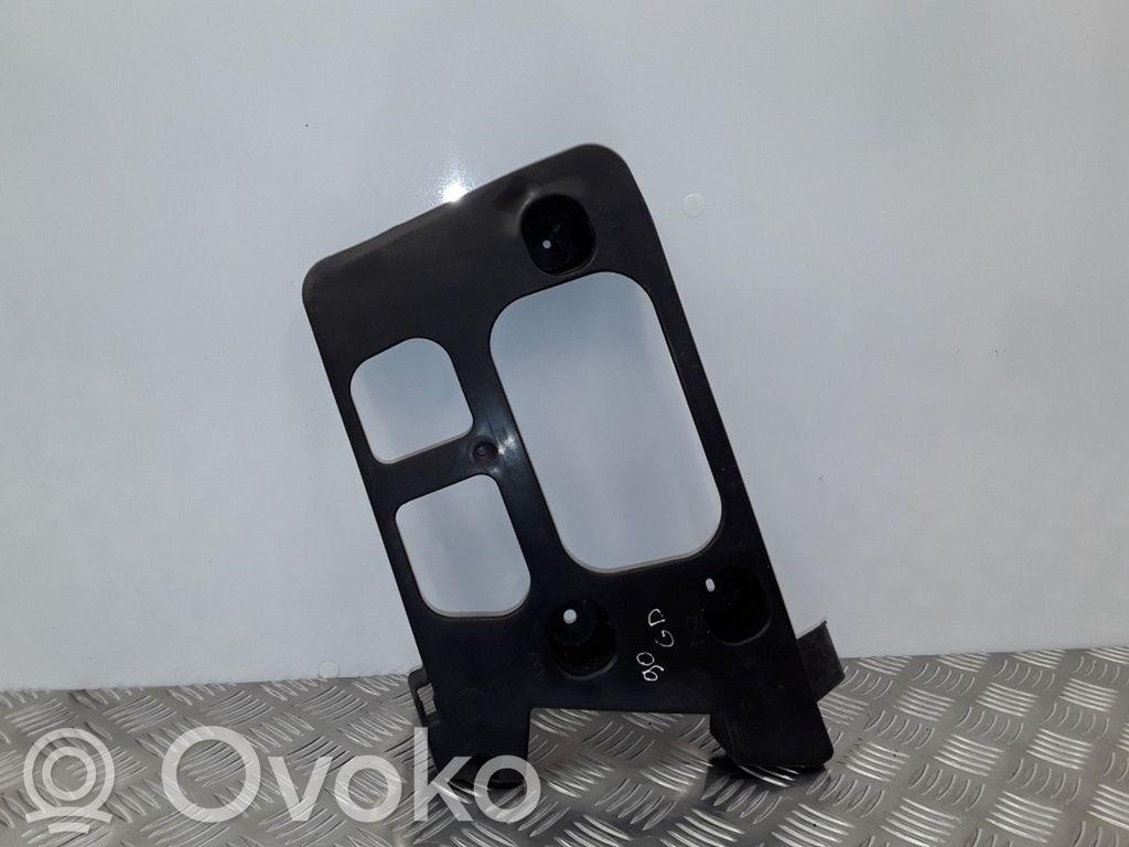 Peugeot 407 Soporte de montaje del parachoques trasero 
