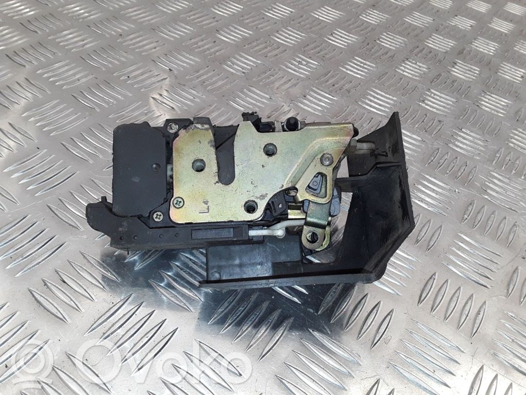Alfa Romeo 156 Zamek drzwi przednich 