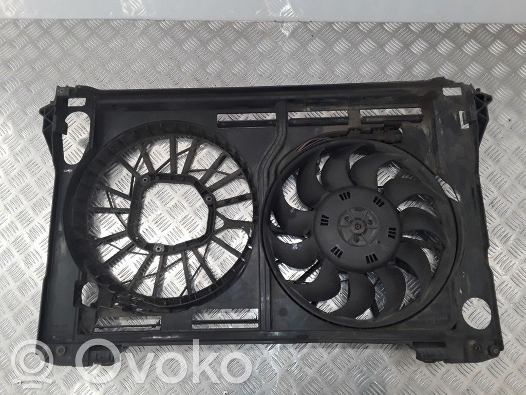 Audi A8 S8 D3 4E Ventiliatorių komplektas 