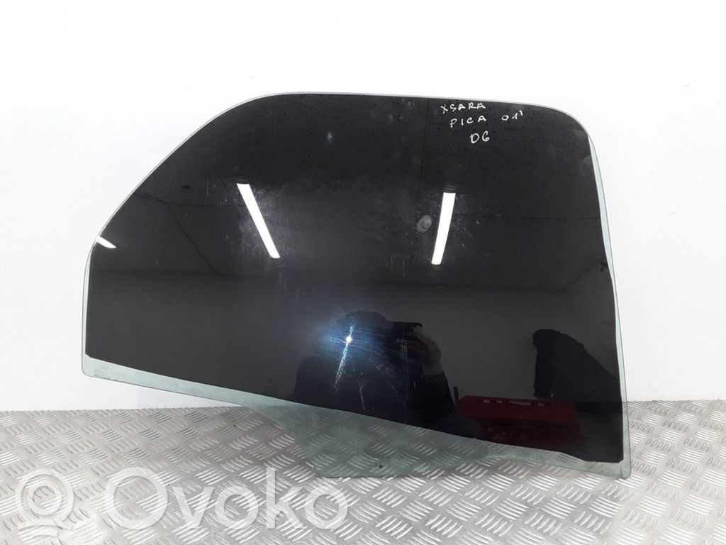 Citroen Xsara Picasso Rear door window glass 