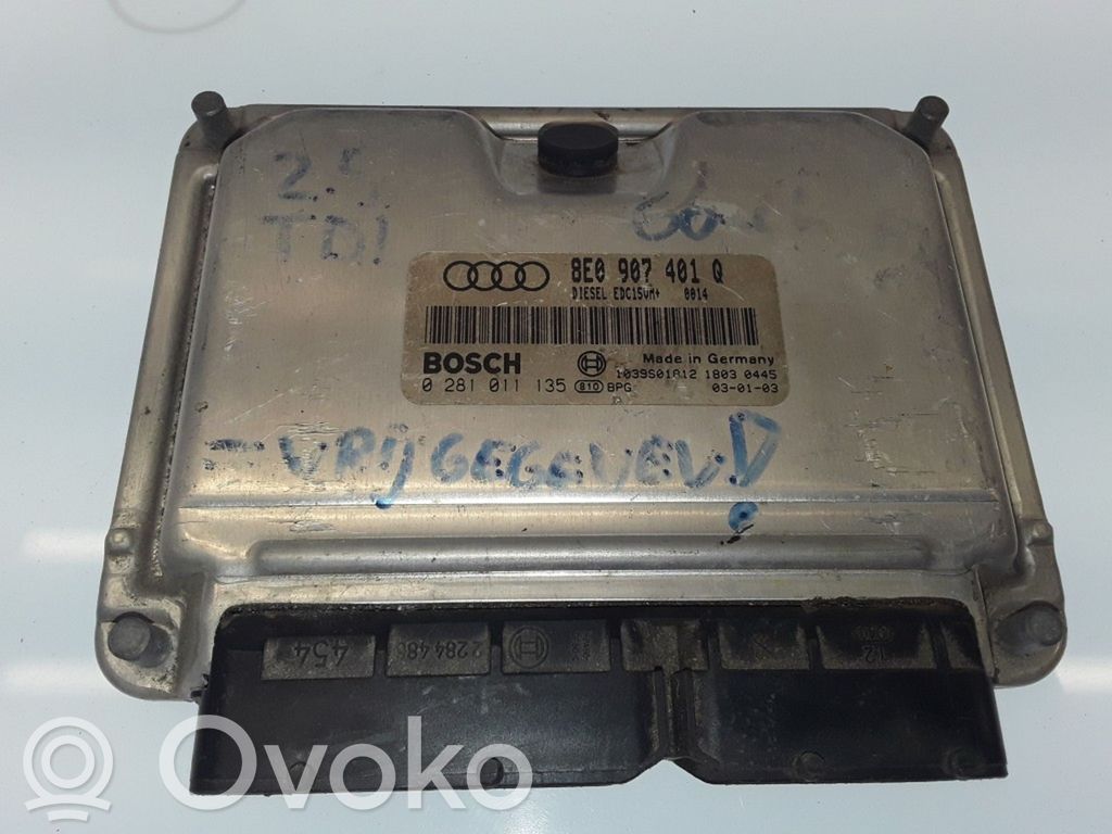 Engine control unit/module   0281011135,8E0907401Q