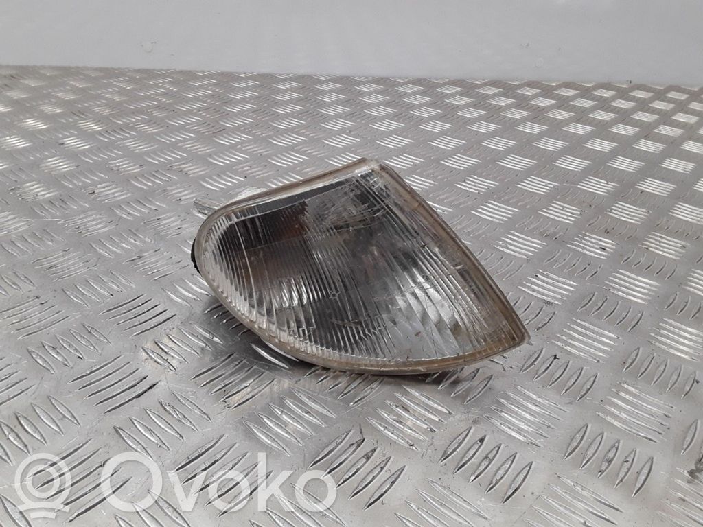Front indicator light   185513B
