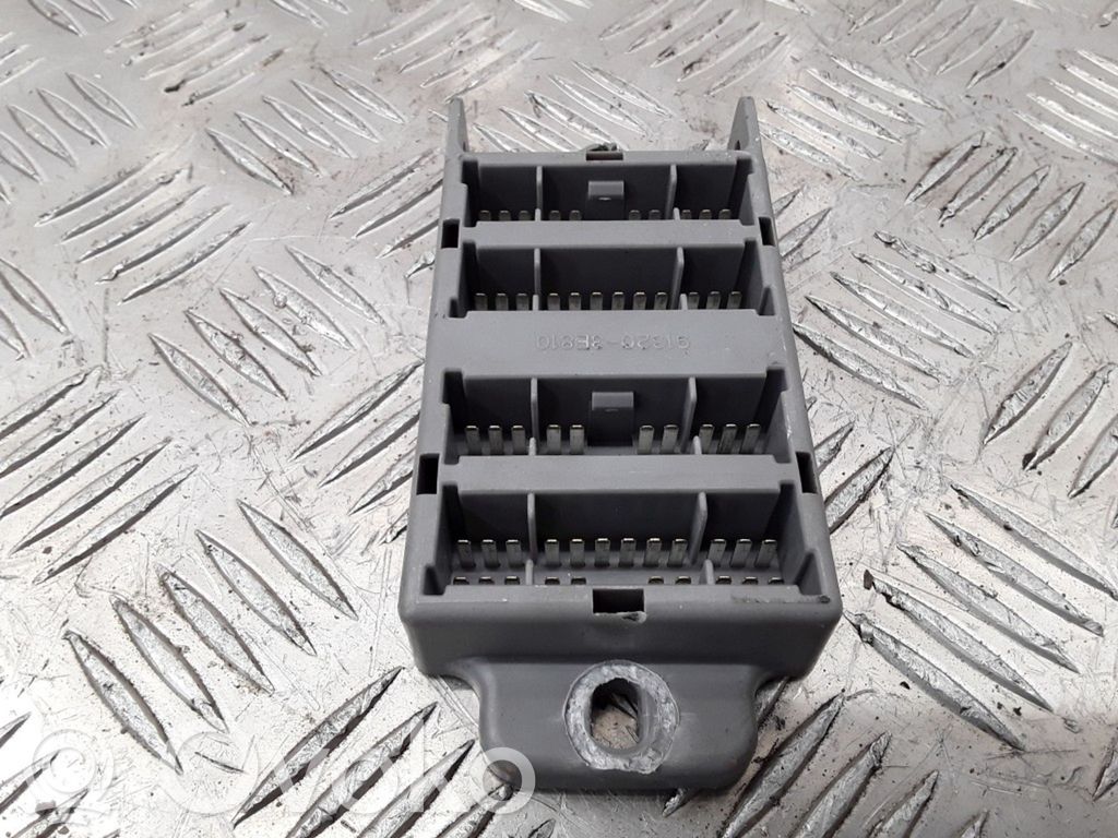 KIA Sorento Fuse module 